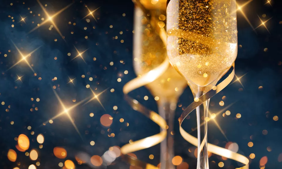 RH XMAS NEW YEARS EVE