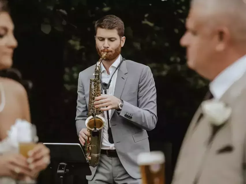 hitched-saxophone_d80812105b5a63d815de07eafd8fb567