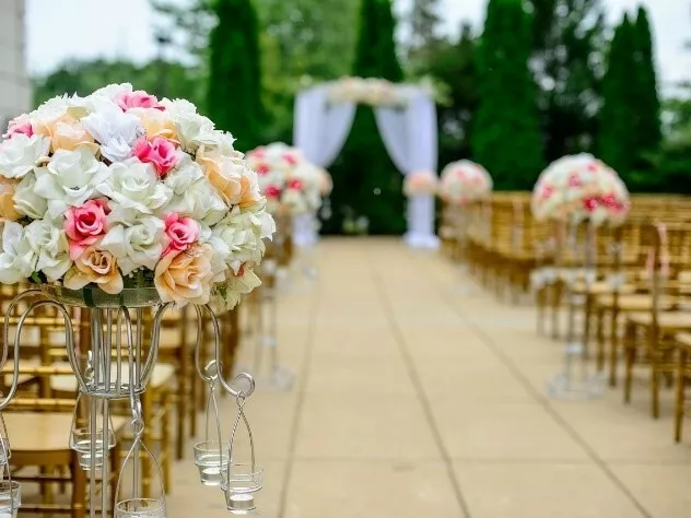 wedding-floral_d80812105b5a63d815de07eafd8fb567